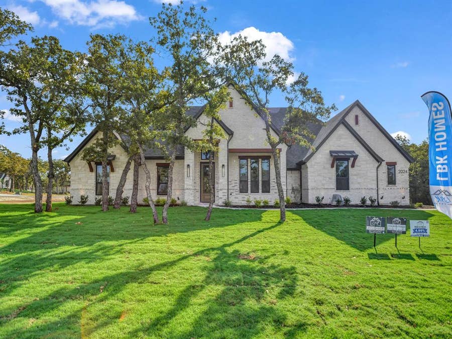 Property photo for 2024 Forest Bridge Drive, Azle, TX