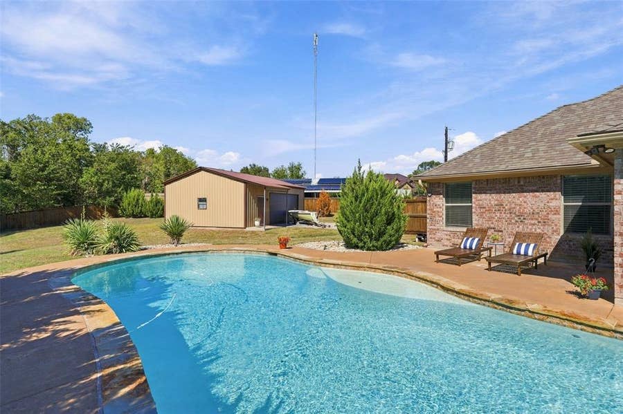 Property photo for 107 Chance Court, Springtown, TX