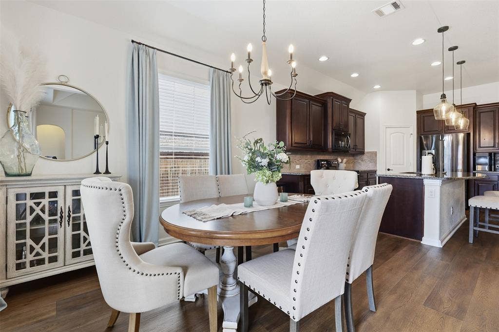 1152 Blue Sky Lane, Burleson, TX 76058