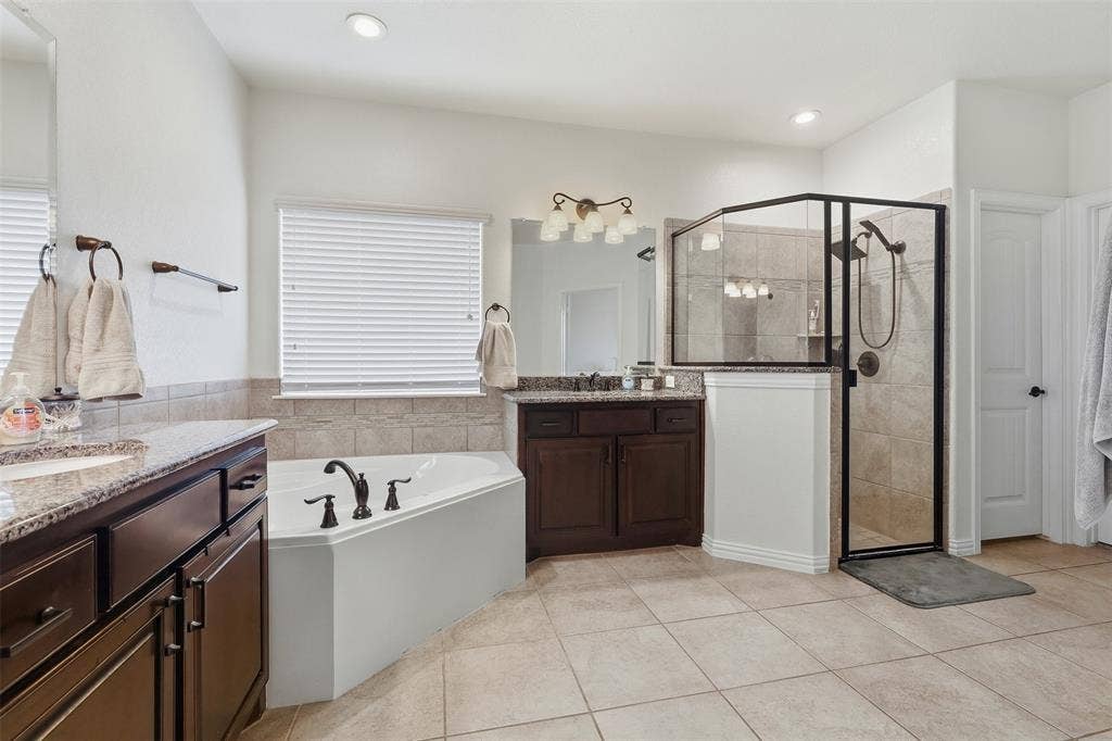 Roomy Shower