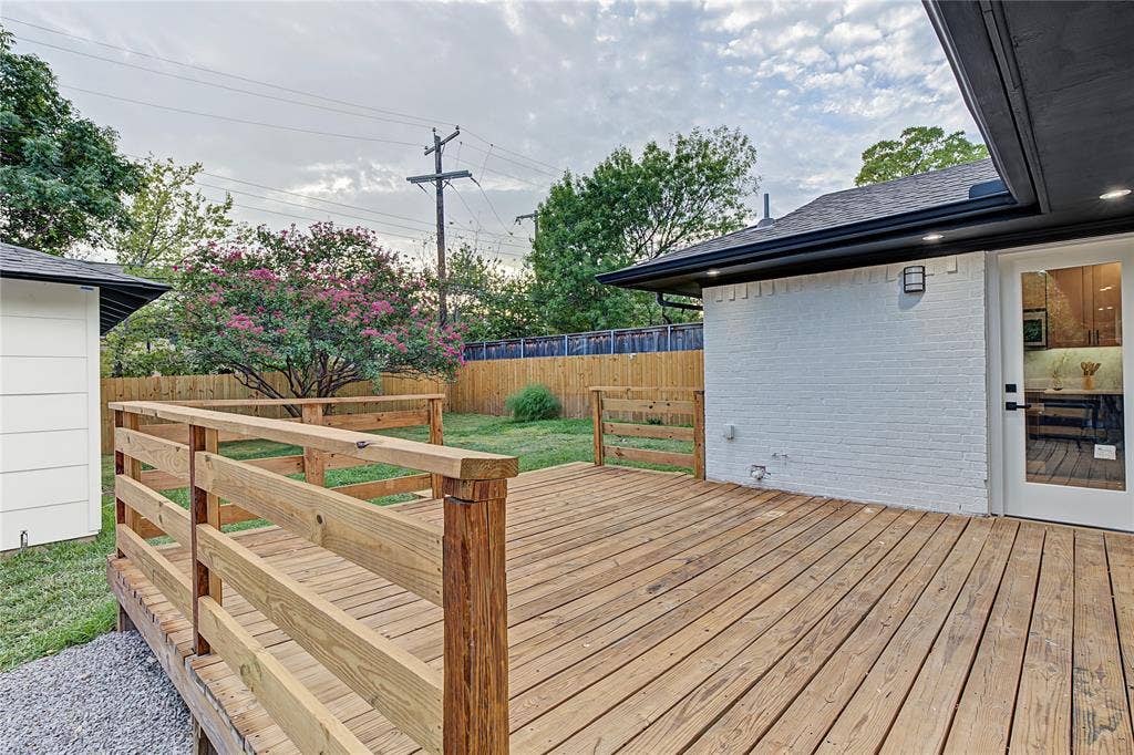 865 Peavy Road, Dallas, TX 75218 865 Peavy Road, Dallas, TX 75218