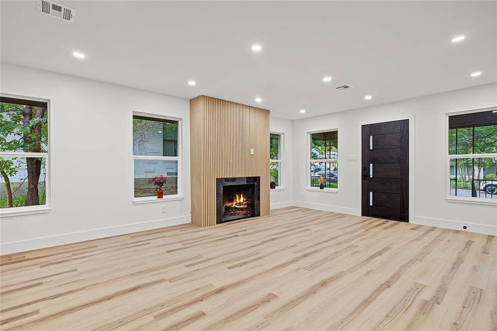 865 Peavy Road, Dallas, TX 75218 865 Peavy Road, Dallas, TX 75218
