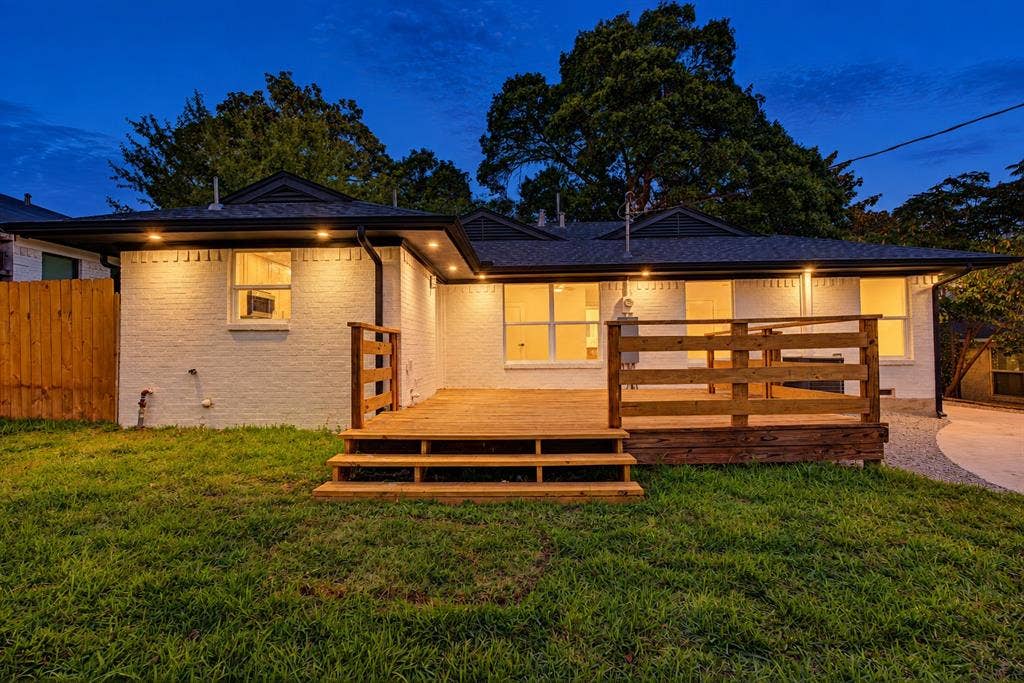 865 Peavy Road, Dallas, TX 75218 865 Peavy Road, Dallas, TX 75218