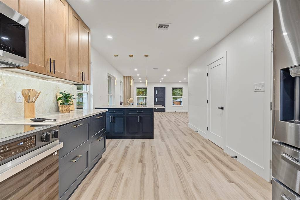 865 Peavy Road, Dallas, TX 75218 865 Peavy Road, Dallas, TX 75218
