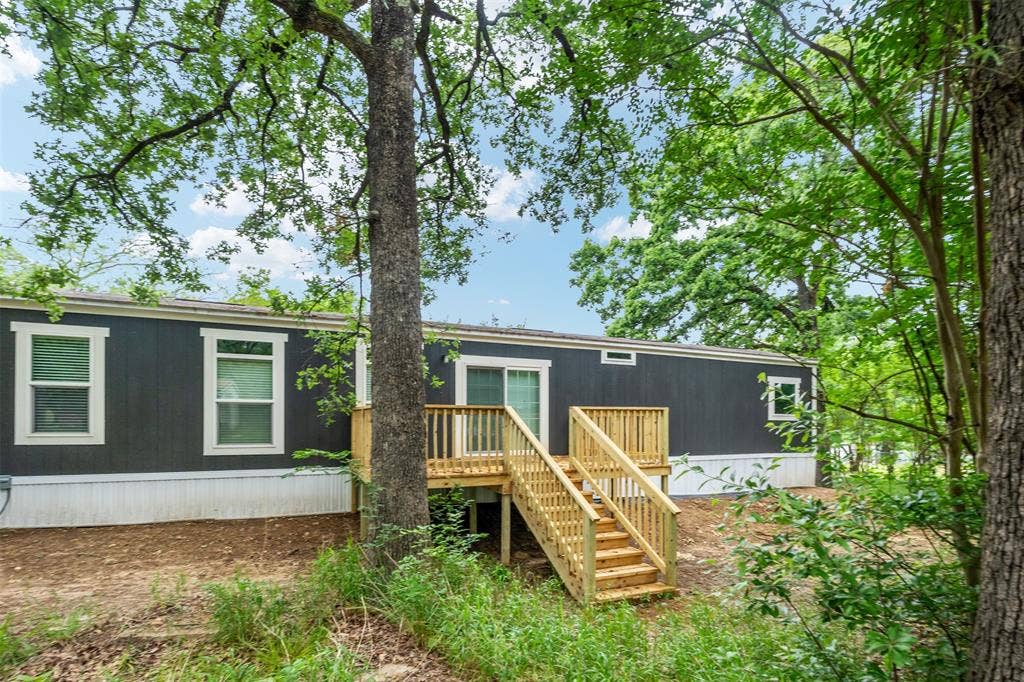 121 Neches Drive, Mabank, TX 75156 121 Neches Drive, Mabank, TX 75156