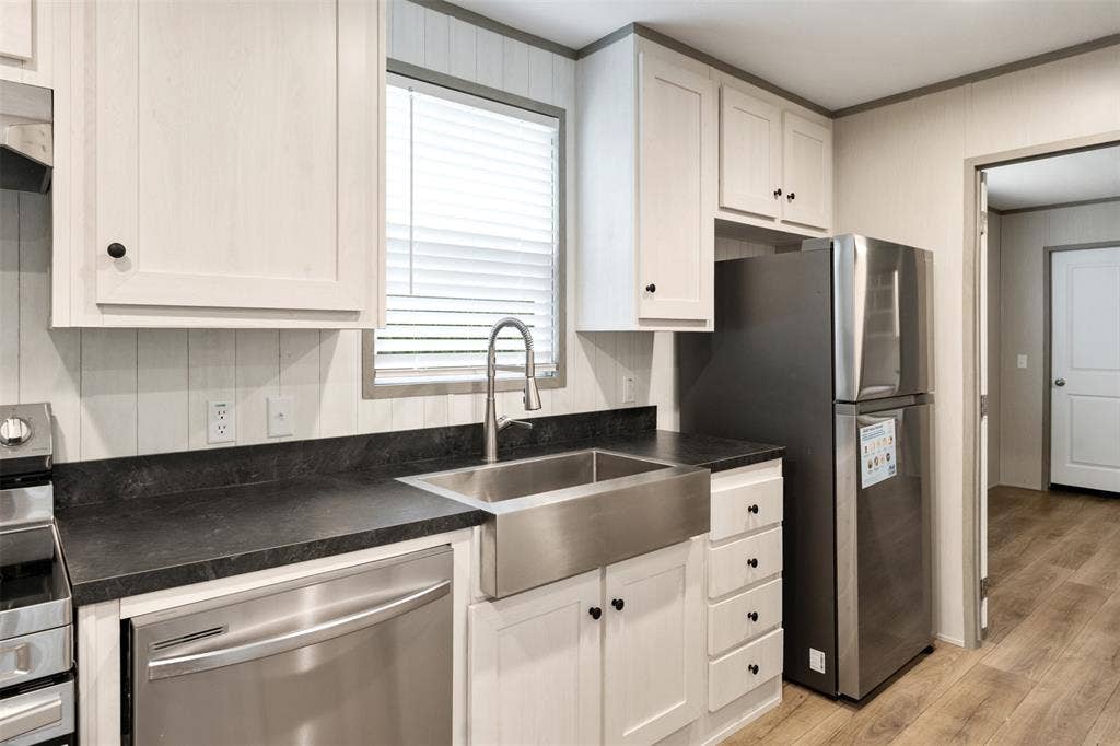 121 Neches Drive, Mabank, TX 75156 121 Neches Drive, Mabank, TX 75156