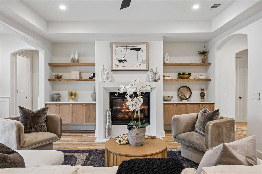 6915 Middle Cove Drive, Dallas, TX 75248