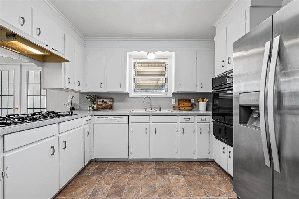 107 E Dawn Drive, Robinson, TX 76706 107 E Dawn Drive, Robinson, TX 76706