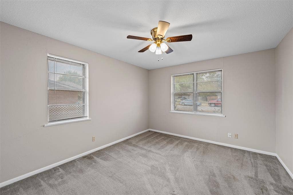 107 E Dawn Drive, Robinson, TX 76706 107 E Dawn Drive, Robinson, TX 76706