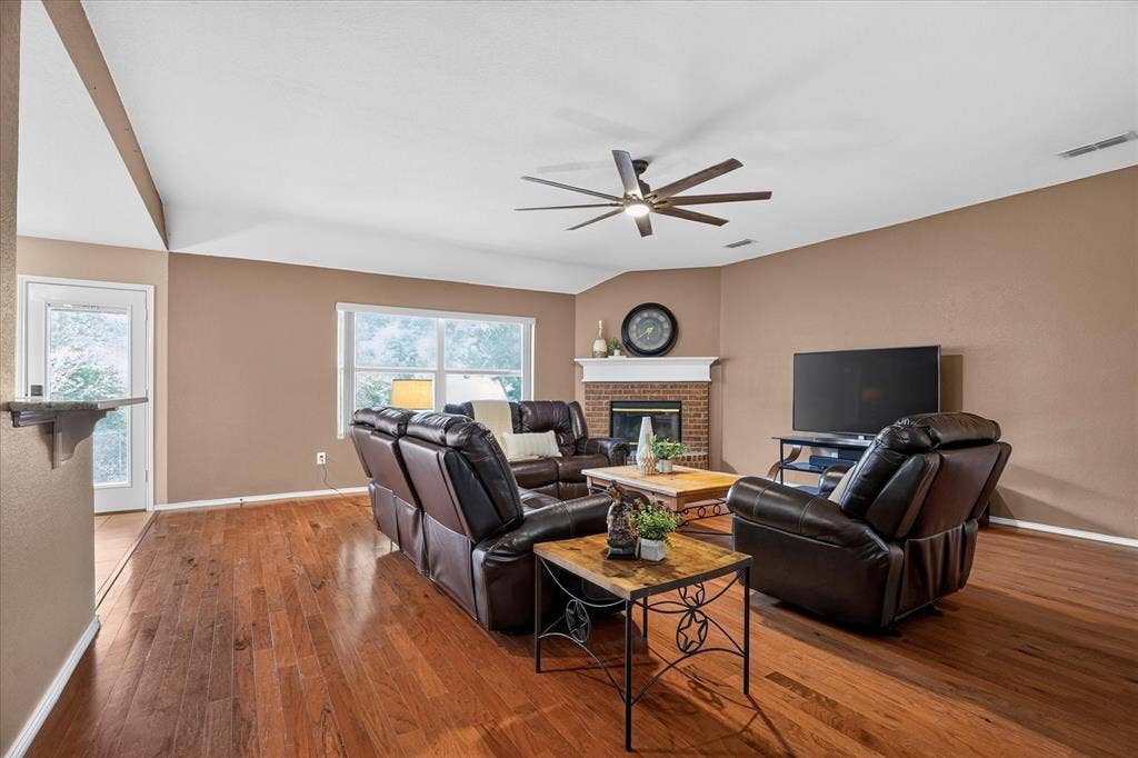 6608 Silver Oak Lane, Fort Worth, TX 76135