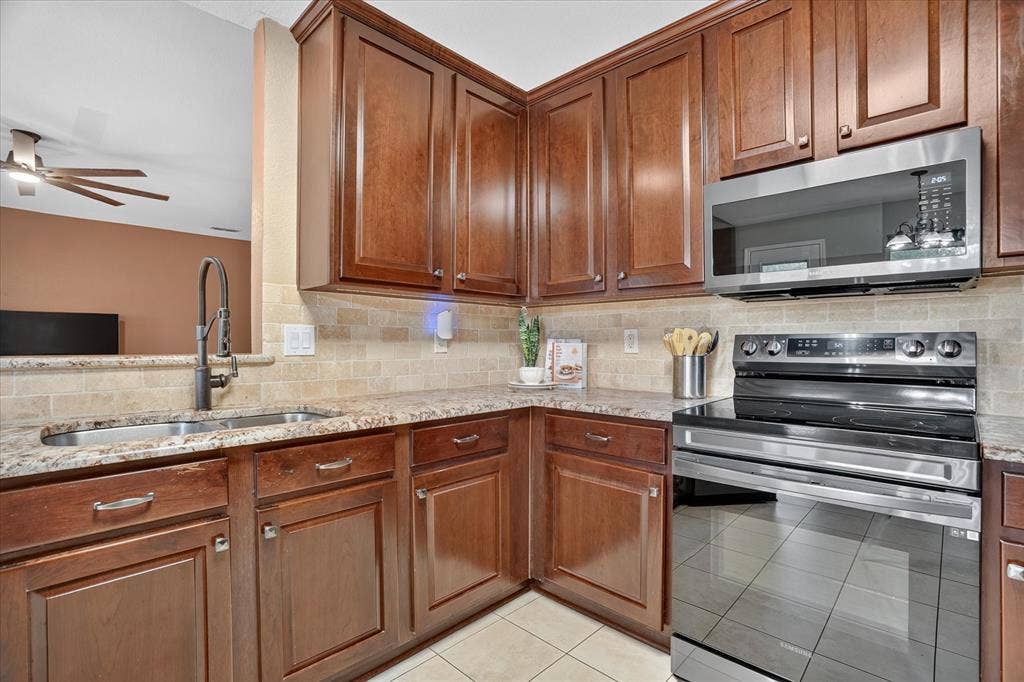 6608 Silver Oak Lane, Fort Worth, TX 76135