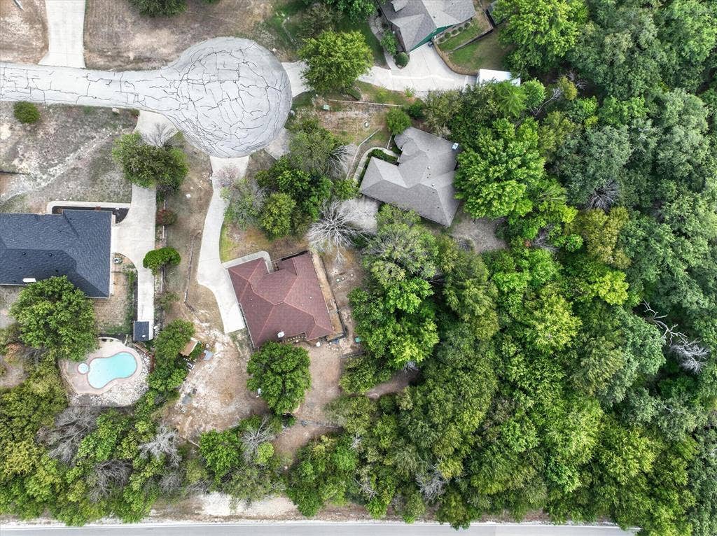 6608 Silver Oak Lane, Fort Worth, TX 76135