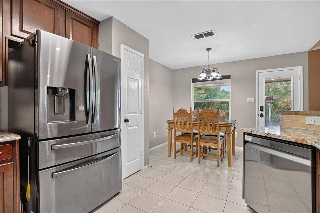 6608 Silver Oak Lane, Fort Worth, TX 76135
