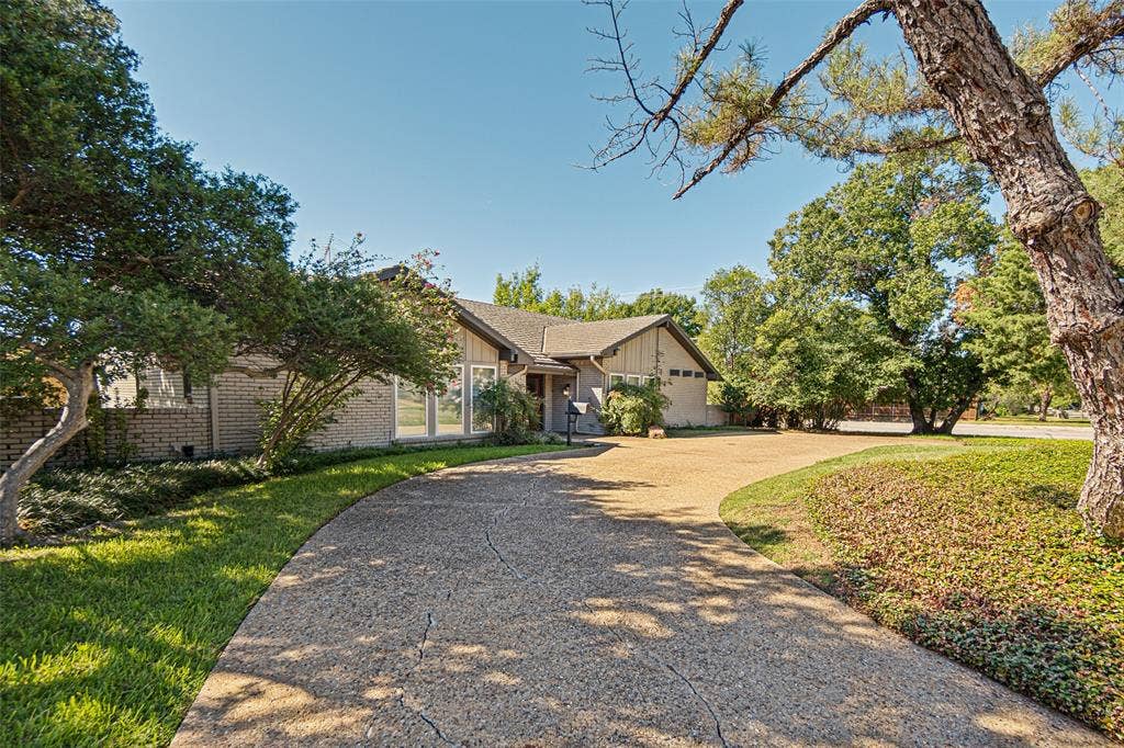 3708 Princess Lane, Dallas, TX 75229 3708 Princess Lane, Dallas, TX 75229
