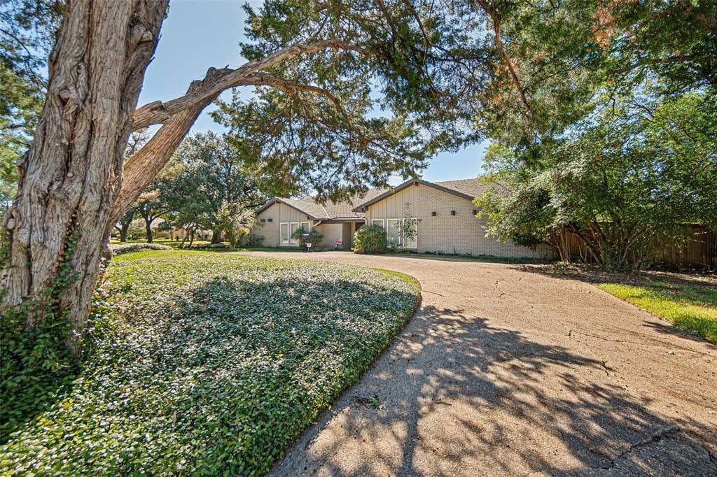 3708 Princess Lane, Dallas, TX 75229 3708 Princess Lane, Dallas, TX 75229