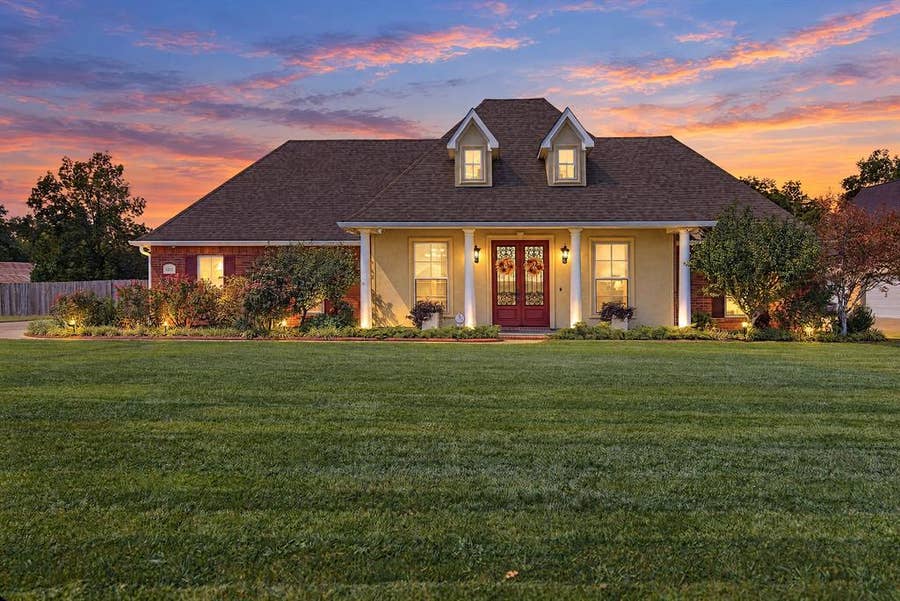Property photo for 2491 Caplis Sligo Road, Bossier City, LA