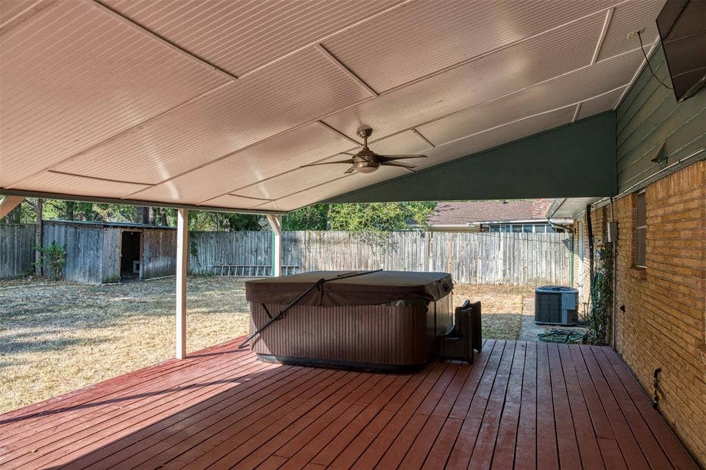 1208 Wentwood Drive, Irving, TX 75061 1208 Wentwood Drive, Irving, TX 75061