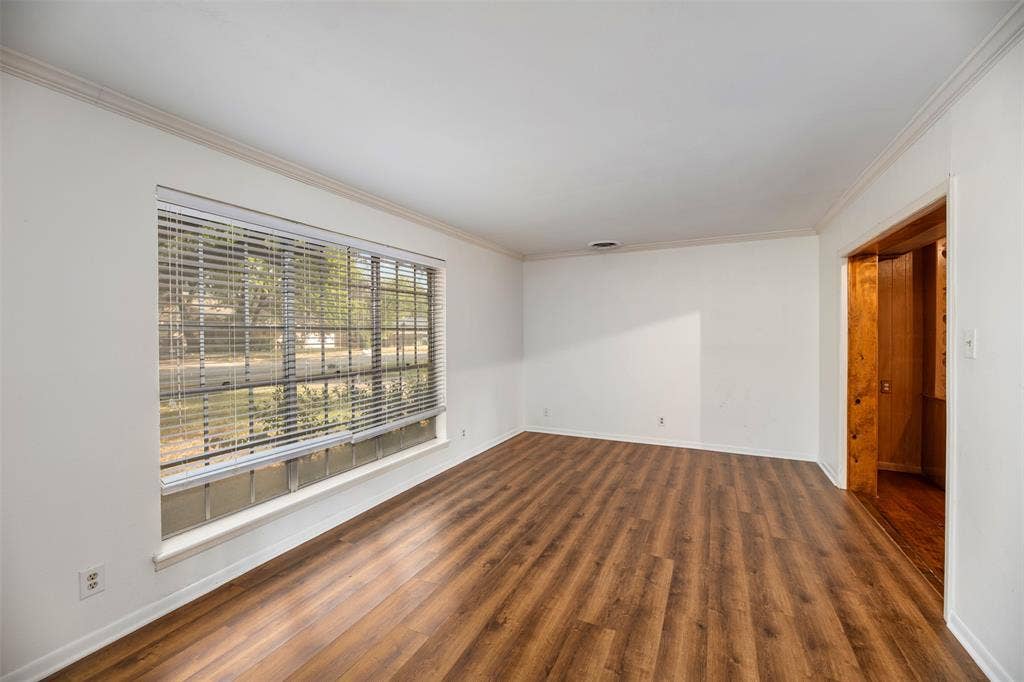1208 Wentwood Drive, Irving, TX 75061 1208 Wentwood Drive, Irving, TX 75061