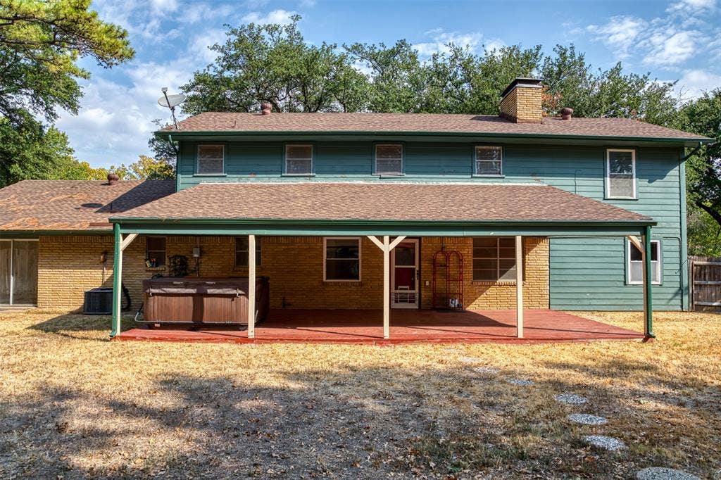 1208 Wentwood Drive, Irving, TX 75061 1208 Wentwood Drive, Irving, TX 75061