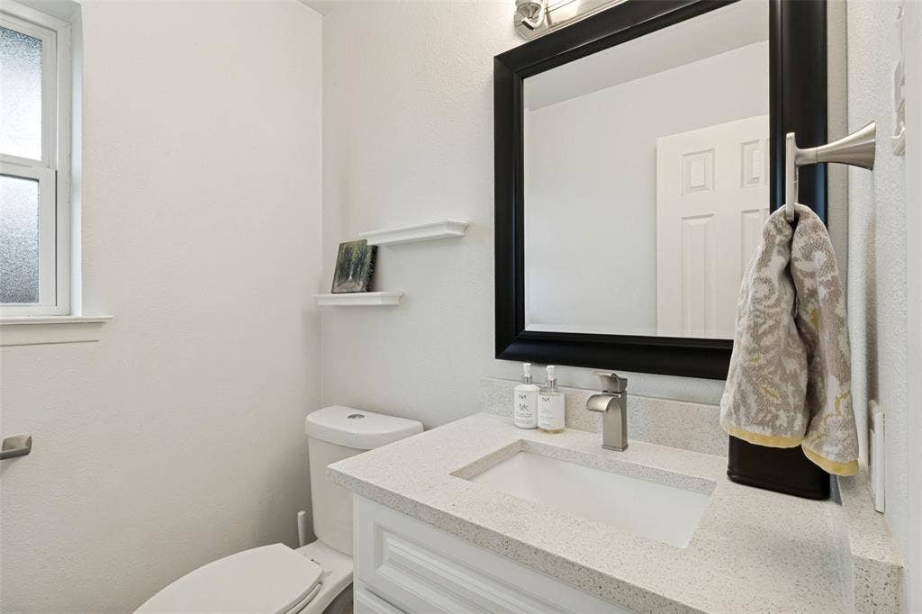 4739 Harvest Hill Road, Dallas, TX 75244