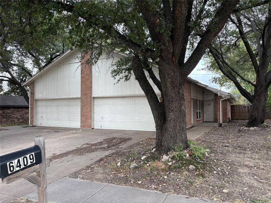 Property photo for 6409 Westcreek Drive, Fort Worth, TX