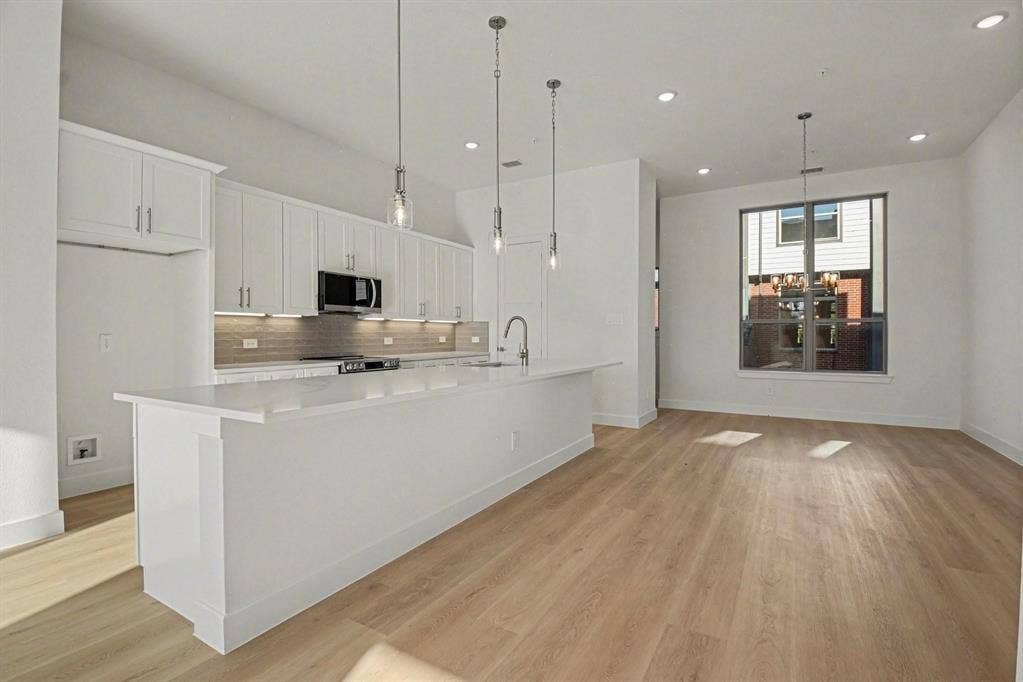 13351 Goodland Street, #100, Farmers Branch, TX 75234 13351 Goodland Street, #100, Farmers Branch, TX 75234