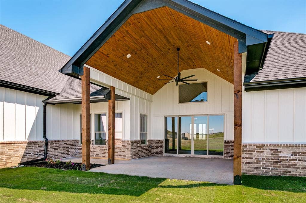 6951 Eagle Creek Drive, Godley, TX 76044 6951 Eagle Creek Drive, Godley, TX 76044