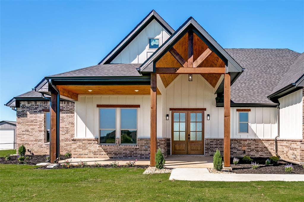 6951 Eagle Creek Drive, Godley, TX 76044 6951 Eagle Creek Drive, Godley, TX 76044