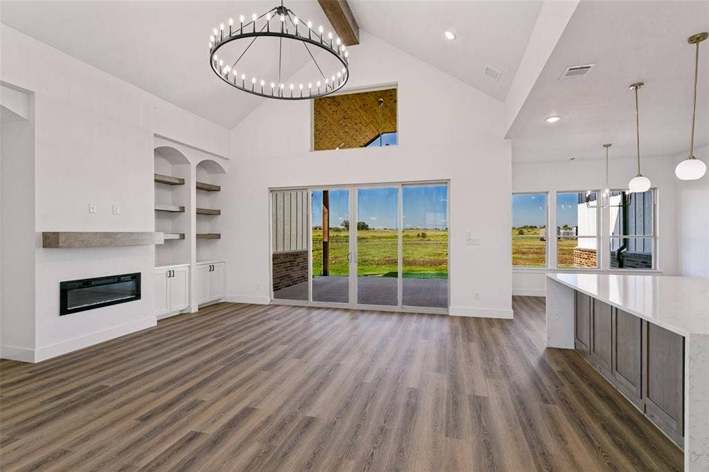6951 Eagle Creek Drive, Godley, TX 76044 6951 Eagle Creek Drive, Godley, TX 76044