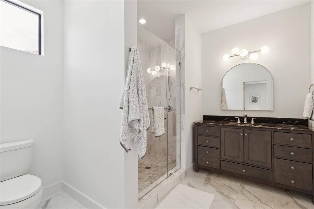 6441 Royalton Drive, Dallas, TX 75230 6441 Royalton Drive, Dallas, TX 75230