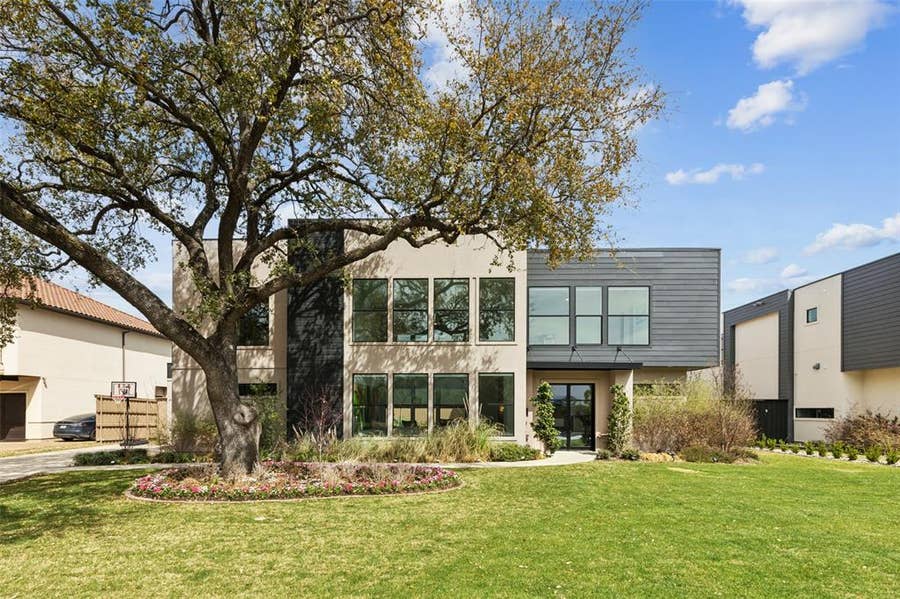 Property photo for 6441 Royalton Drive, Dallas, TX