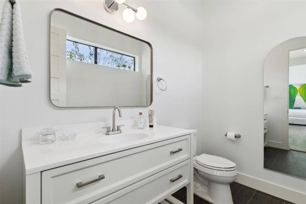 6441 Royalton Drive, Dallas, TX 75230 6441 Royalton Drive, Dallas, TX 75230