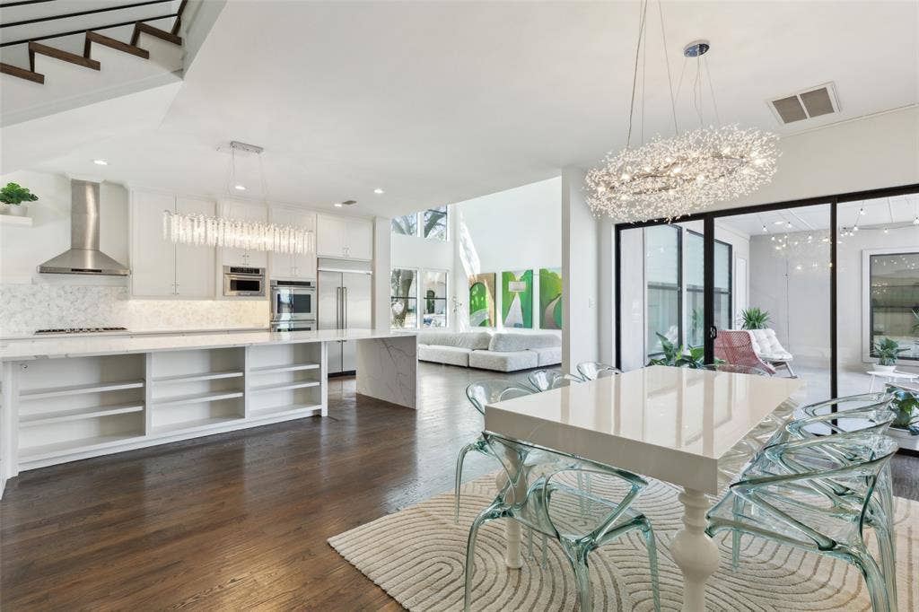 6441 Royalton Drive, Dallas, TX 75230 6441 Royalton Drive, Dallas, TX 75230