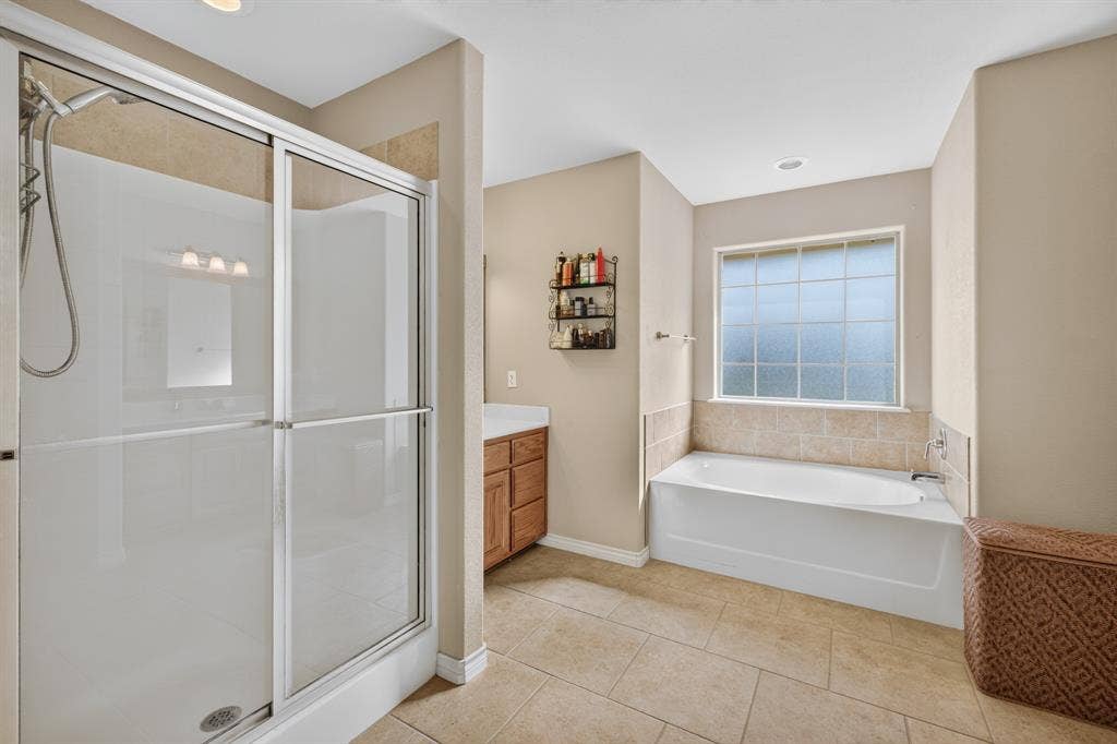 7033 Waterway Lane, Abilene, TX 79606 7033 Waterway Lane, Abilene, TX 79606