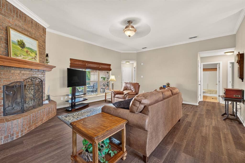 7033 Waterway Lane, Abilene, TX 79606 7033 Waterway Lane, Abilene, TX 79606