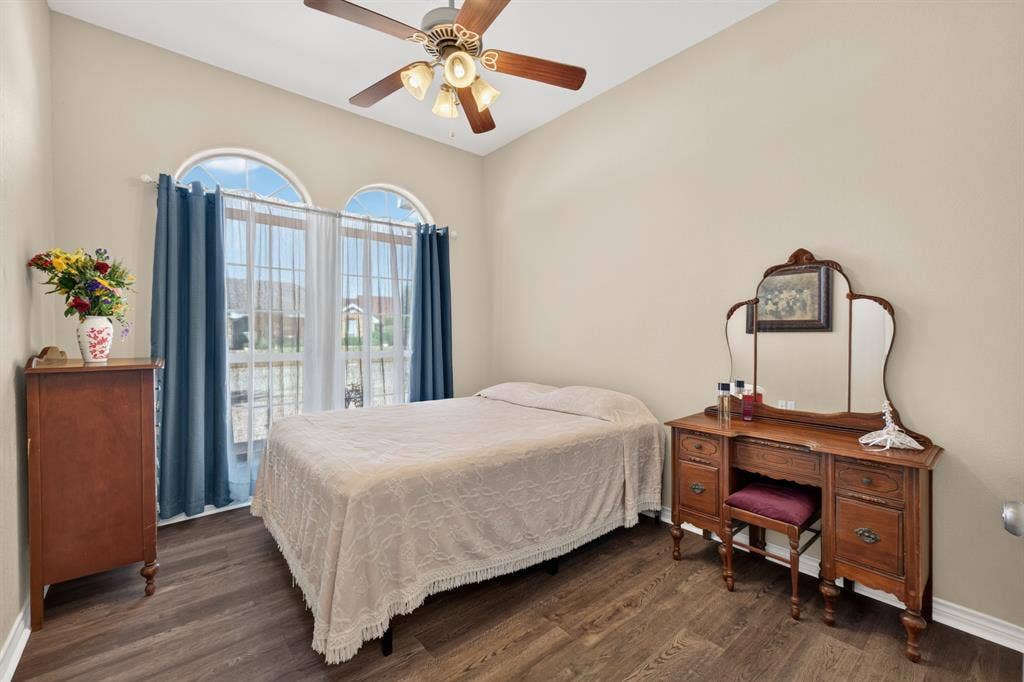 7033 Waterway Lane, Abilene, TX 79606 7033 Waterway Lane, Abilene, TX 79606