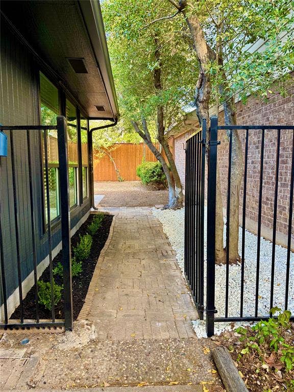 3706 Aries Drive, Garland, TX 75044 3706 Aries Drive, Garland, TX 75044