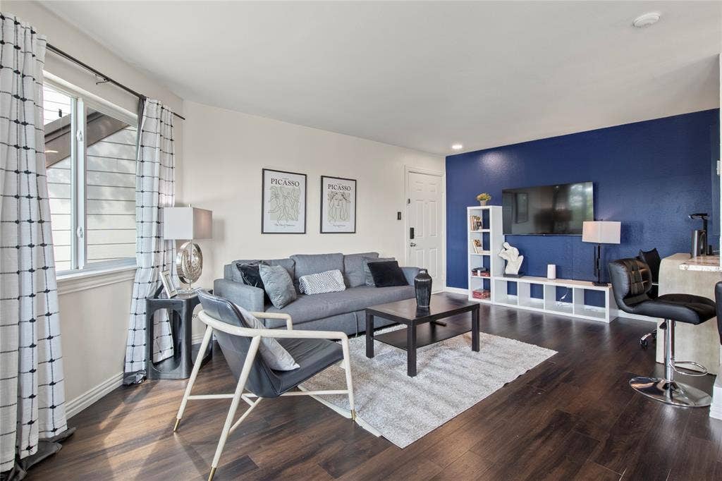 2310 Balsam Drive, #B301, Arlington, TX 76006 2310 Balsam Drive, #B301, Arlington, TX 76006