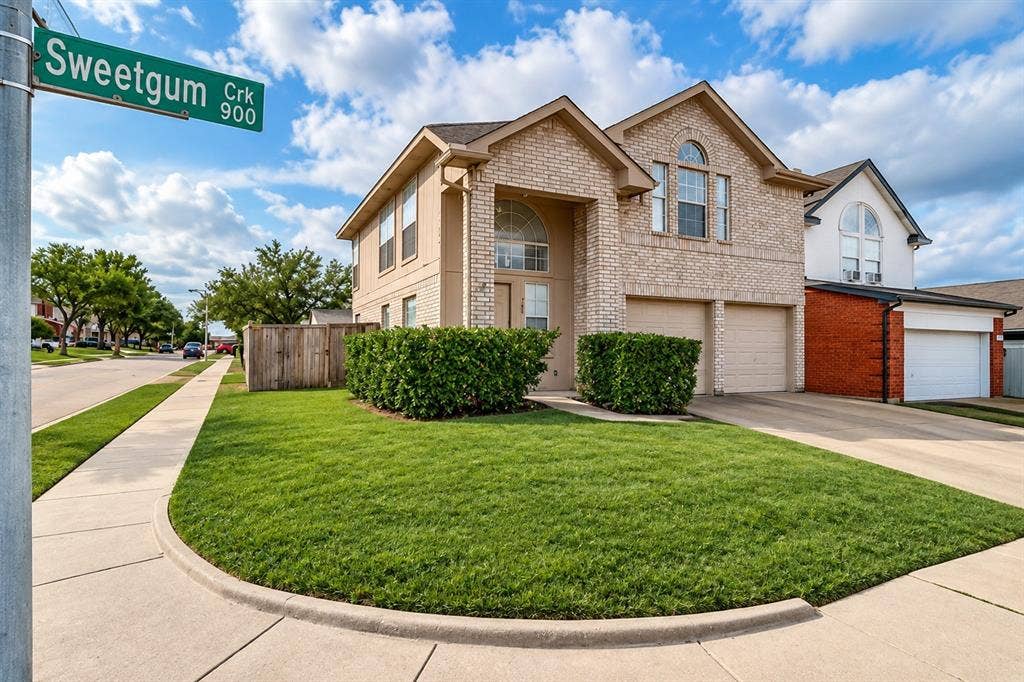 900 Sweetgum Creek, Plano, TX 75023 900 Sweetgum Creek, Plano, TX 75023