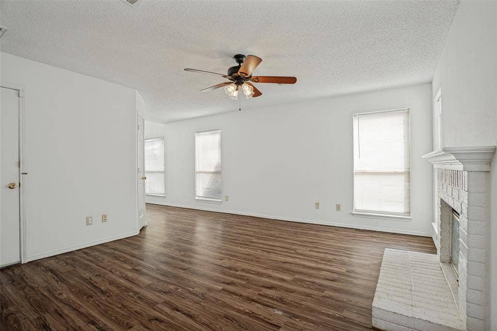 900 Sweetgum Creek, Plano, TX 75023 900 Sweetgum Creek, Plano, TX 75023