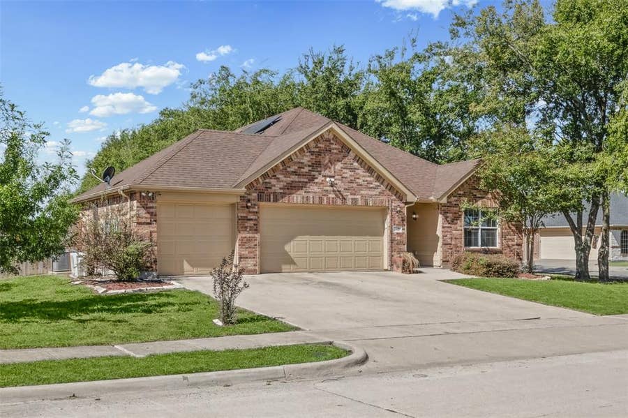 Property photo for 602 Seasons W, Sherman, TX