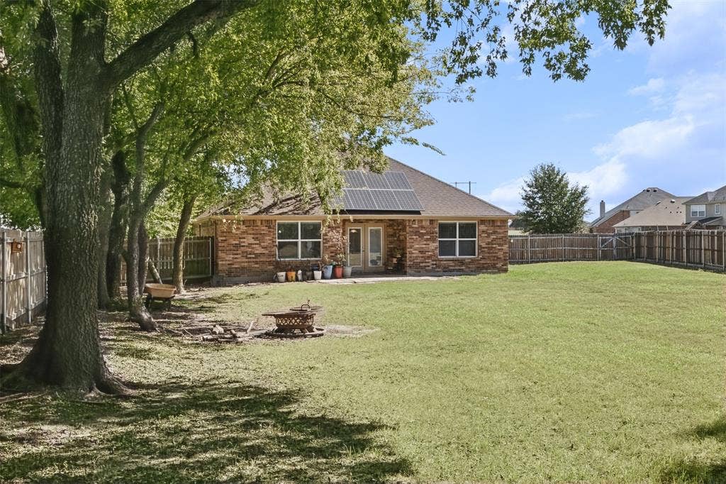 602 Seasons W, Sherman, TX 75092