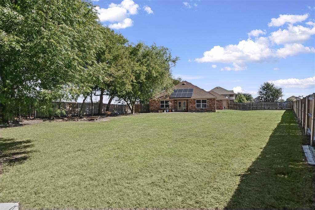 602 Seasons W, Sherman, TX 75092