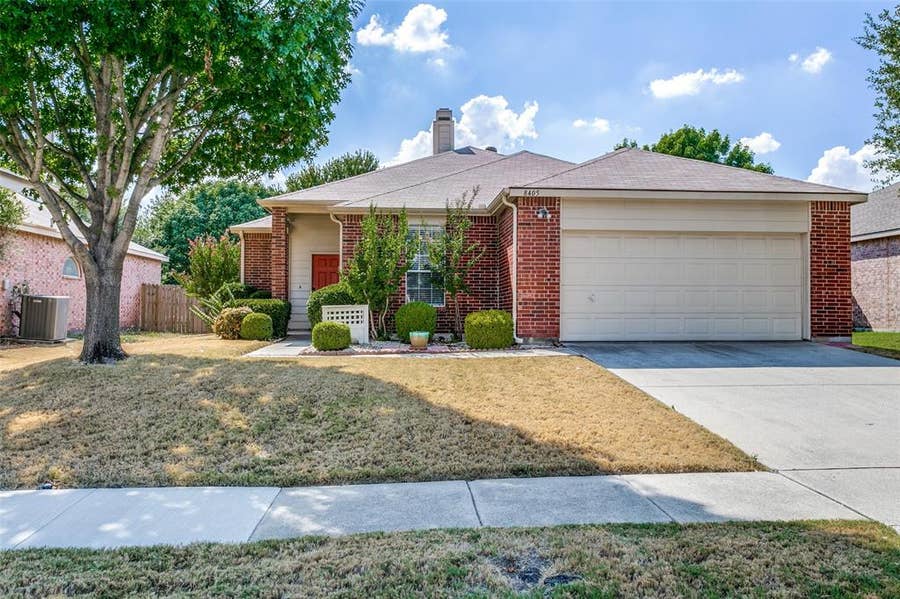 Property photo for 8405 Ram Ridge Road, Fort Worth, TX