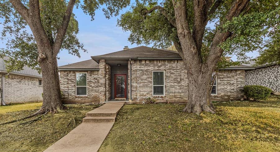 Property photo for 5221 Wood Creek Lane, Garland, TX