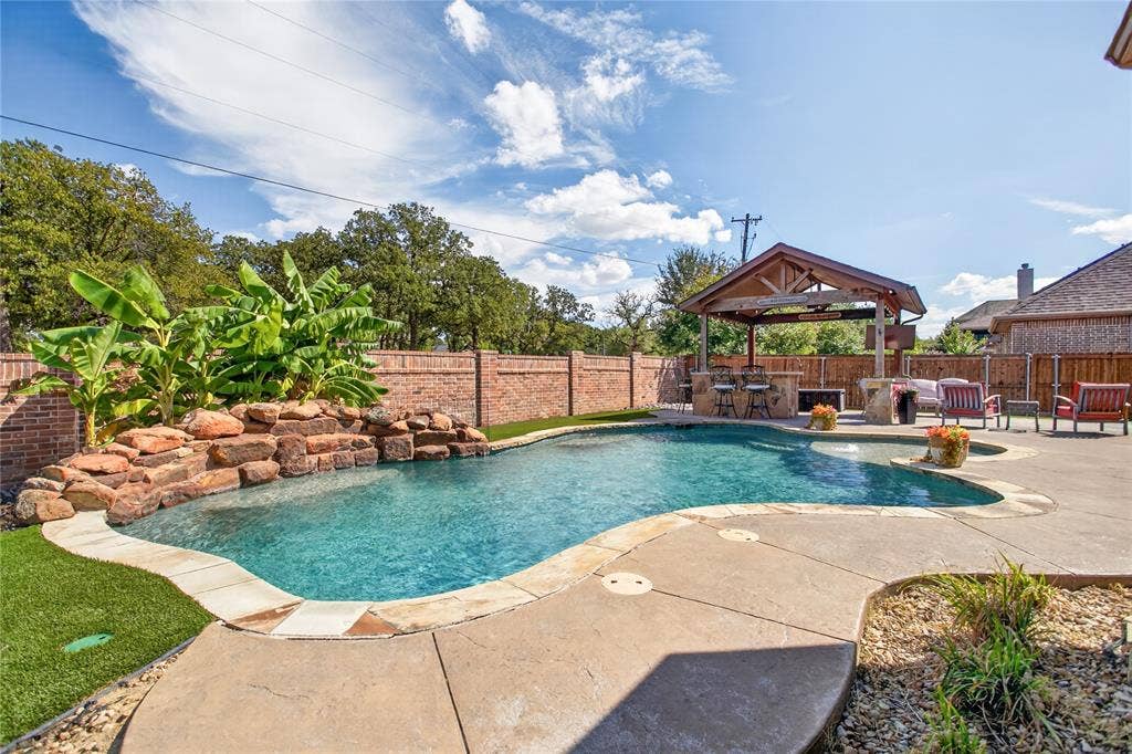 301 Rawhide Path, Keller, TX 76248