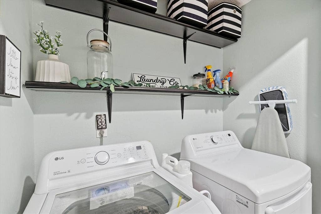 6025 Kimberly Court, Haltom City, TX 76137 6025 Kimberly Court, Haltom City, TX 76137