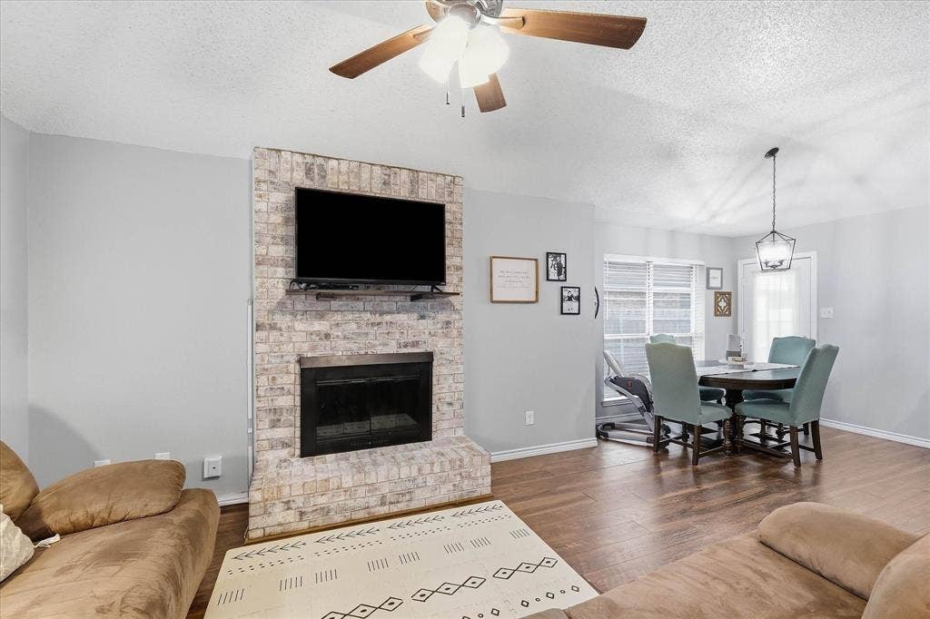 6025 Kimberly Court, Haltom City, TX 76137 6025 Kimberly Court, Haltom City, TX 76137