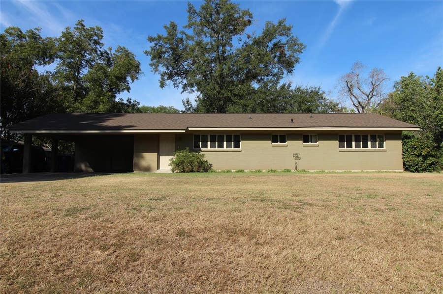 Property photo for 403 Fincher Road, Minden, LA