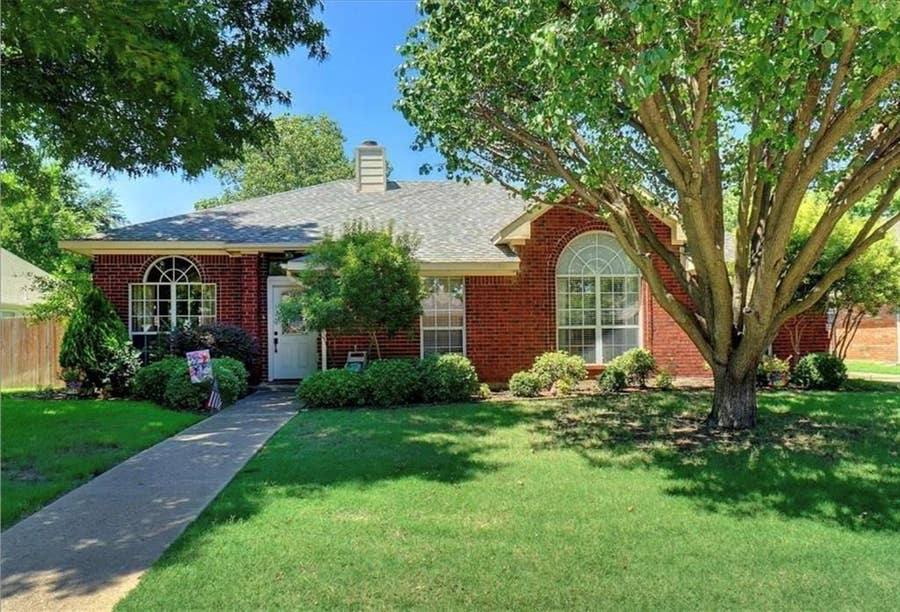 Property photo for 2932 Yale Drive, Flower Mound, TX